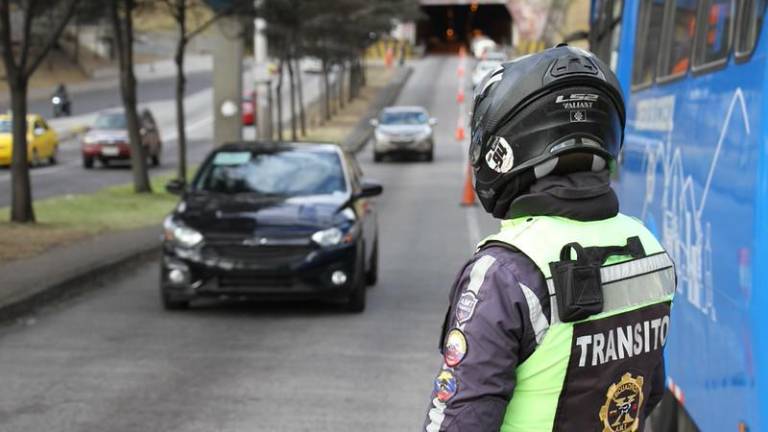 Quito: Agencia Metropolitana de Tránsito retoma este lunes 9 de febrero la matriculación de vehículos nuevos