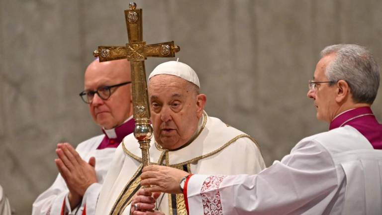 Incertidumbre en el Vaticano por la salud del Papa Francisco, al cumplirse su tercera semana hospitalizado