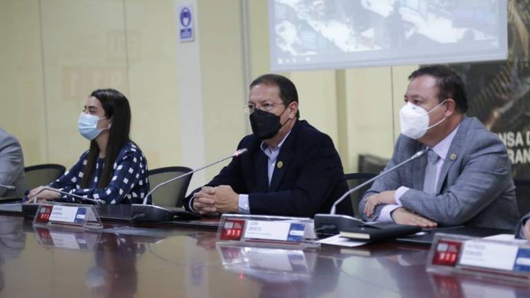 El 70% de funcionarios públicos tendrá que acogerse al teletrabajo en Quito