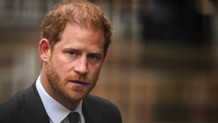 El prínipe Harry pierde demanda contra medio británico. Tendrá que pagar 60 mil dólares