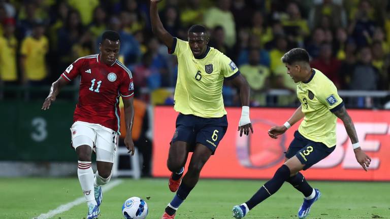 Ecuador empata sin goles contra Colombia en un reñido encuentro de eliminatorias