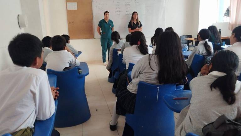 Para la jornada nocturna, se ha determinado que las clases se realizarán de manera no presencial.