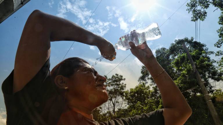 ¿Piensas salir en este feriado del 10 de Agosto? El Inamhi pronostica calor extremo y radiación de riesgo en Ecuador
