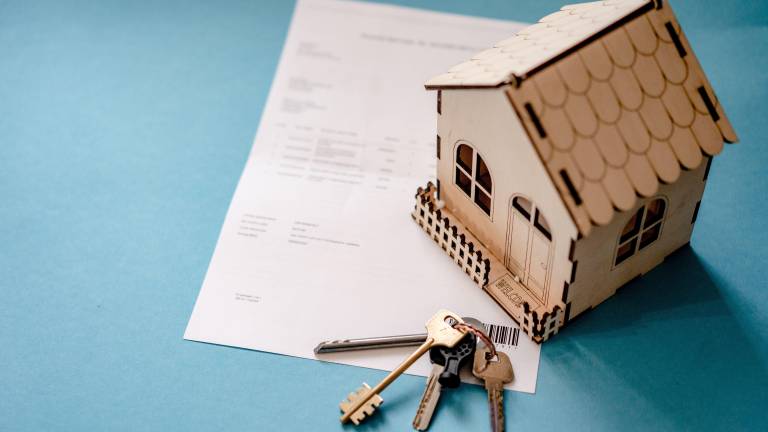BIESS remata casas y departamentos desde USD 13.576 en octubre: fechas, precios y ciudades