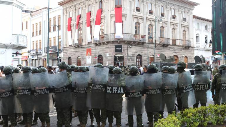 Noboa decreta estado de excepción: ¿qué restricciones aplican en 10 provincias en medio del paro nacional?