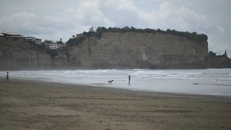 Armada de Ecuador advierte sobre alta probabilidad de tsunami