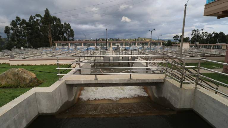 Préstamo europeo ayudará a financiar proyectos de agua y saneamiento en Ecuador