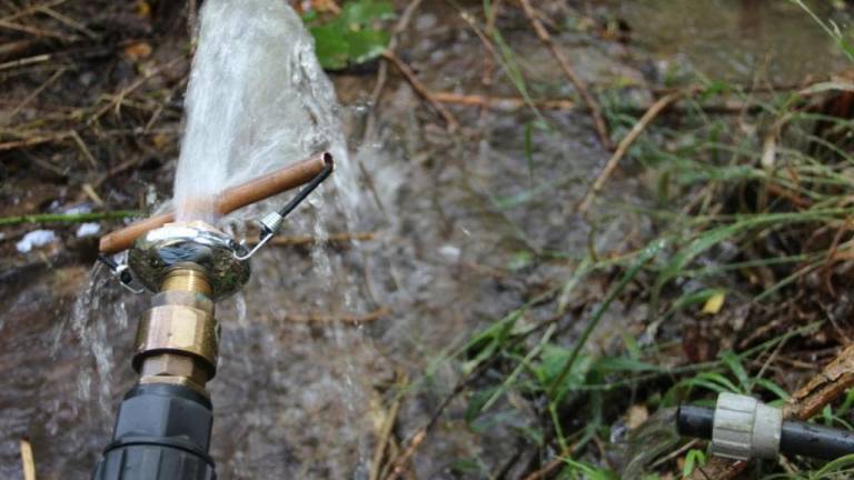 Pago por exceso de consumo de agua se trasladaría a los usuarios