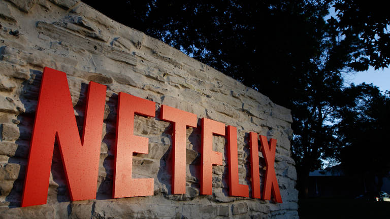 Netflix marca la cancha en las nominaciones a los Globos de Oro