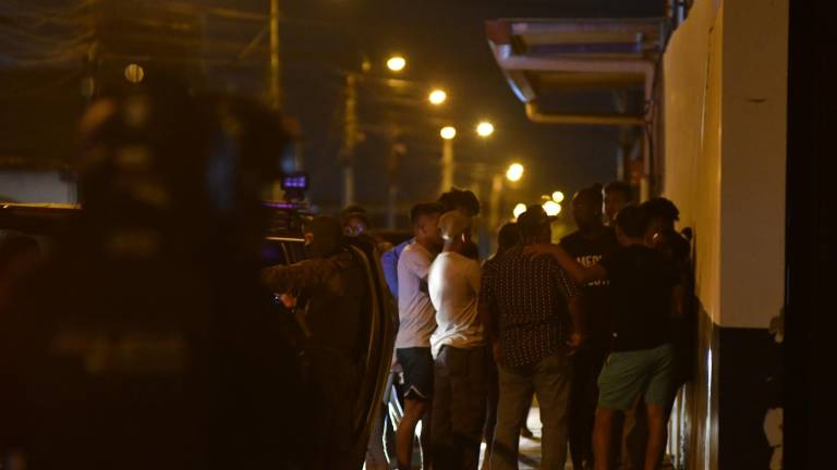 Ataque armado en hostal de Manta deja al menos cuatro muertos, entre ellos un jugador de Exapromo