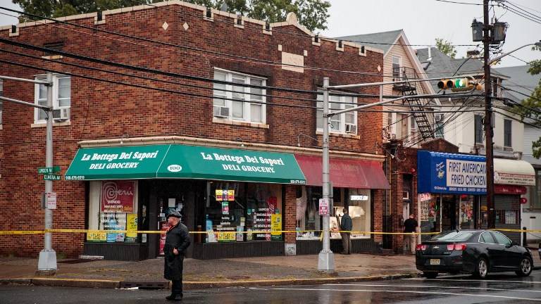 Gobernador de NY habla de un posible vínculo internacional