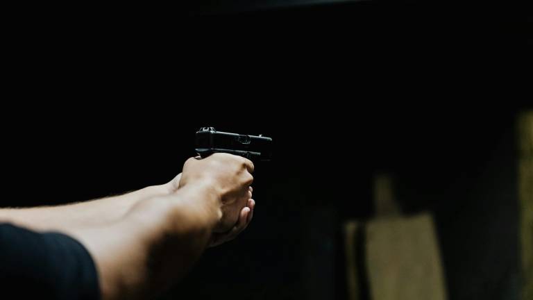 Sujeto que atacó a un policía con un arma cortopunzante fue abatido y otro capturado en un operativo ejecutado en Guayaquil