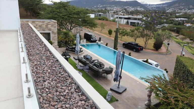 Incautación contra los Comandos de la Frontera: Fiscalía decomisó lujosa vivienda en Cumbayá