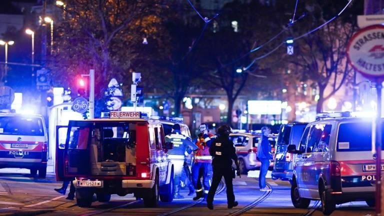 Varios muertos y una quincena de heridos en una serie de atentados en Viena