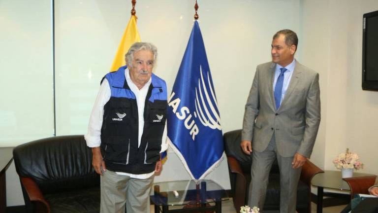 José Mujica, en Guayaquil para observar las elecciones