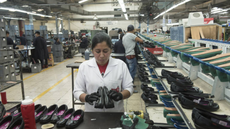 Zapatos ecuatorianos, con un mercado cuesta arriba