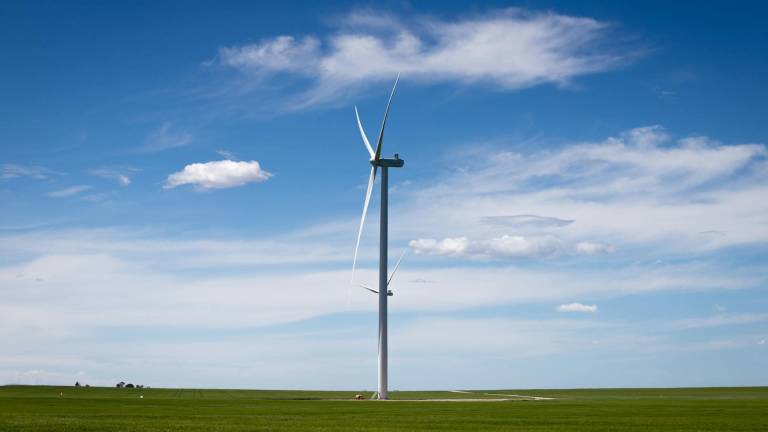 Gobierno se encamina con grupo español hacia la construcción de un parque eólico en Loja