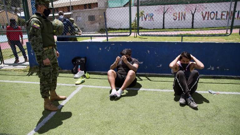 Más de 124.000 sancionados por incumplir el toque de queda en Ecuador