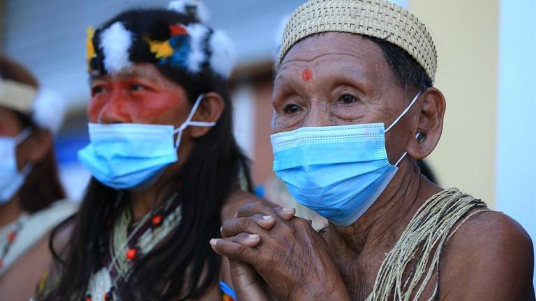 Ancianos de comunidad indígena ecuatoriana demandan a petrolera china por cambio climático