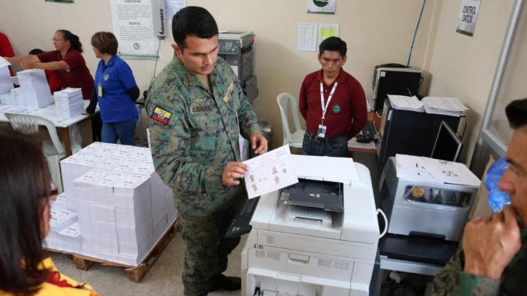 CNE: 100% de papeletas para la segunda vuelta está impreso