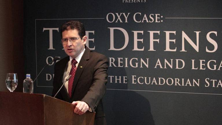 Ecuador anuncia salida definitiva de lista del GAFI