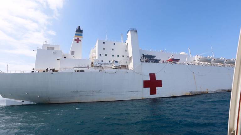 Miles de ecuatorianos fueron atendidos en buque COMFORT