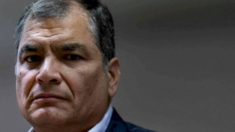 FALSO: Interpol vuelve a negar captura de expresidente Rafael Correa