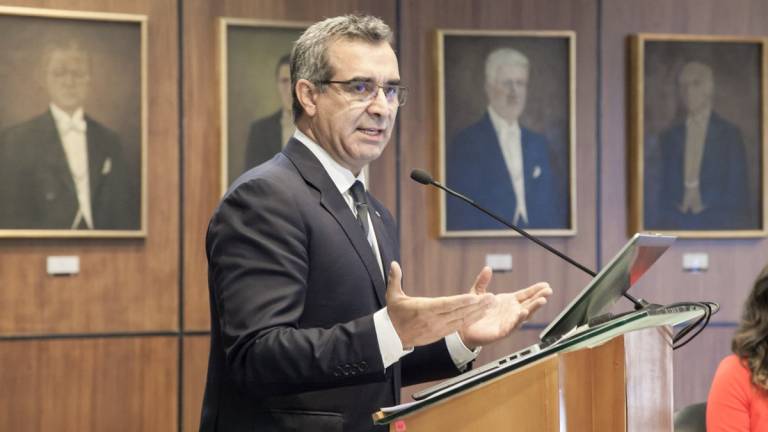 Asambleístas presentan pedido de juicio político a Gustavo Jalkh