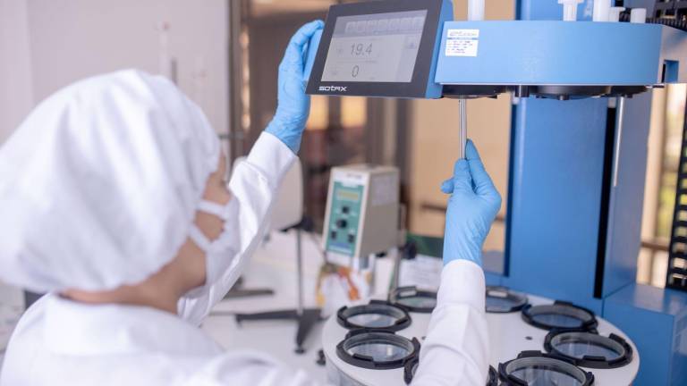 Industria farmacéutica ecuatoriana busca ser más competitiva