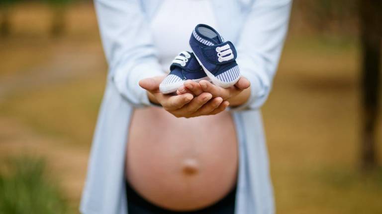 Embarazo no es peligroso para mujeres que han tenido cáncer de mama