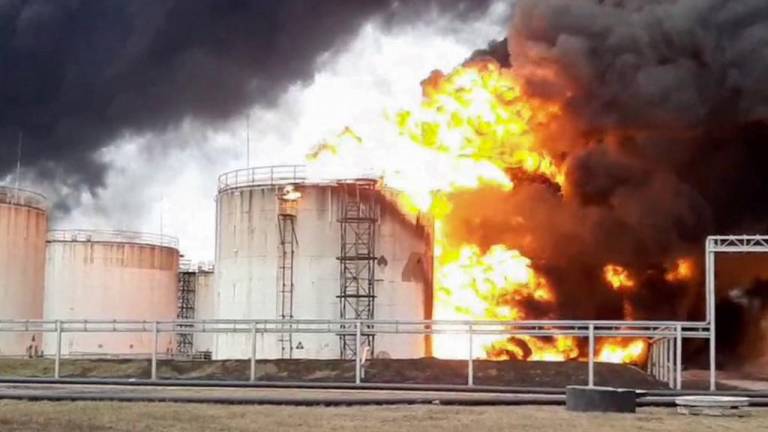 Por primera vez Ucrania ataca territorio ruso: bombardeó depósito de gasolina