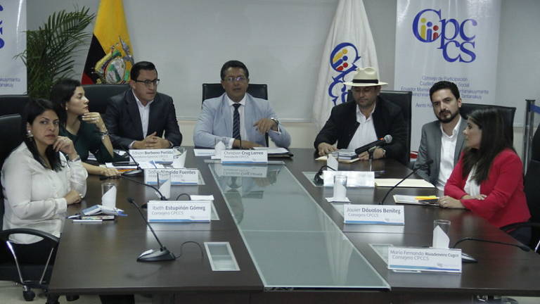 Vocales del Consejo de Participación Ciudadana critican al presidente del organismo por &quot;crisis de probidad&quot;