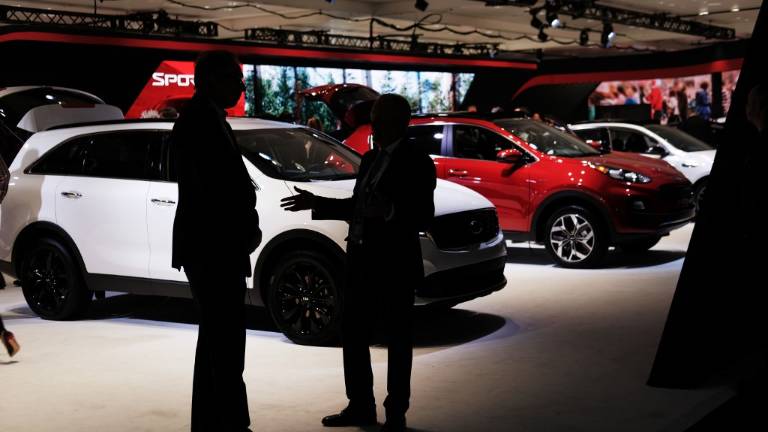 Autos de lujo para jóvenes millonarios se exhiben en Nueva York