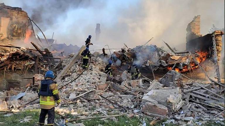 La ONU consternada por ataque a escuela en Ucrania con decenas de muertos