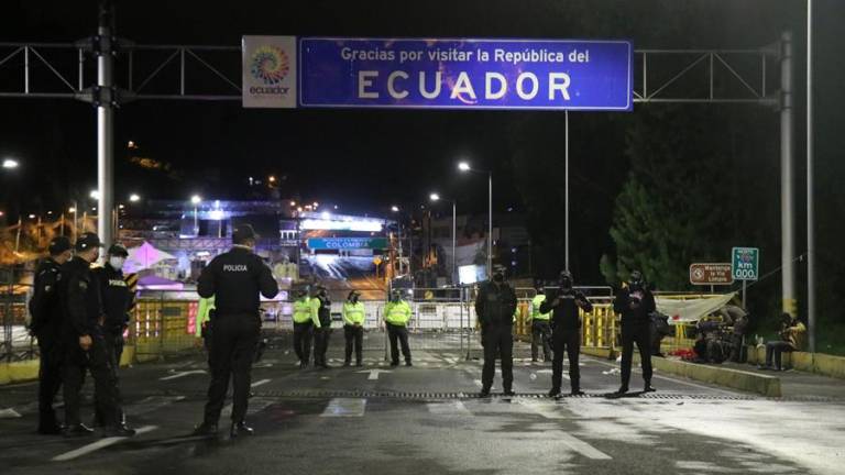 Gabinete de seguridad recomienda abrir fronteras de Ecuador a finales de enero próximo
