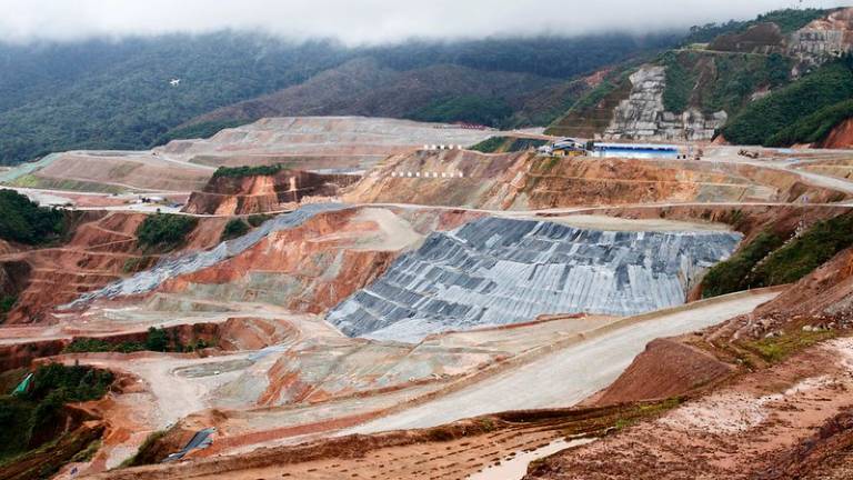 Minera china da $ 15 millones a Ecuador por regalías de 'Mirador'