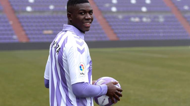 Stiven Plaza regresará a Valladolid para cumplir con su club