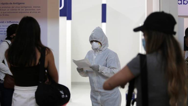 España pedirá la PCR a viajeros de 14 países iberoamericanos, entre ellos Ecuador