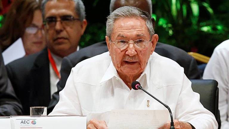 Raúl Castro ratifica apoyo a Maduro y a Rousseff