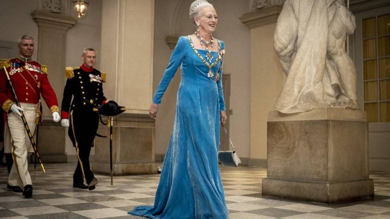 La única reina gobernante de Europa se contagia de Covid tras el funeral de Isabel II
