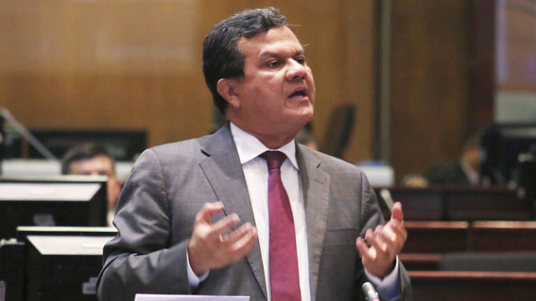 Comisión sugiere censura pública y destitución del legislador Eliseo Azuero, involucrado en caso Pedernales