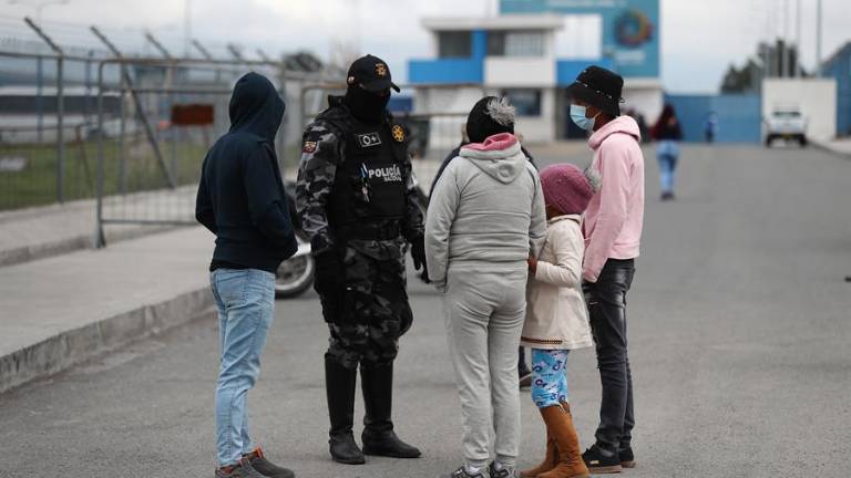 ¿Qué hay detrás de la peor masacre dentro de las prisiones en Ecuador?