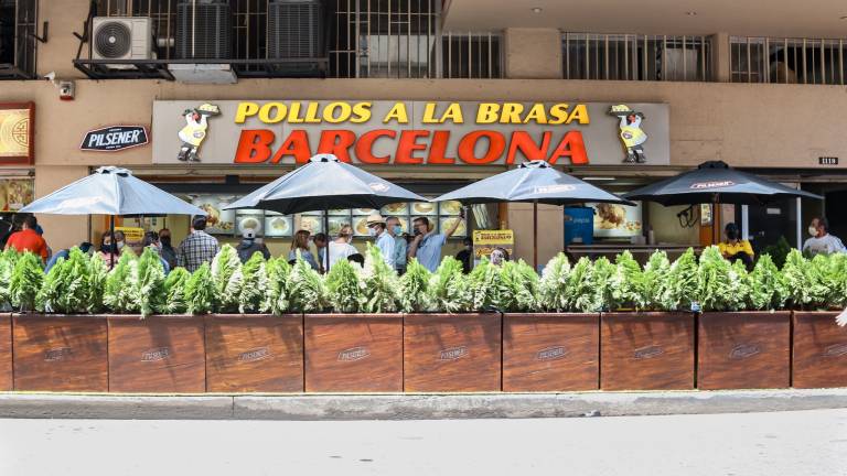 España da pautas de reactivación a restaurantes ecuatorianos