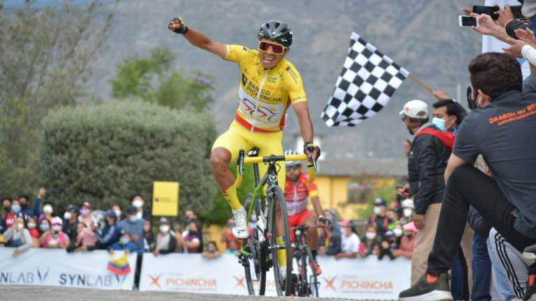 Jimmy Santiago Montenegro, campeón de la Vuelta Ciclística al Ecuador