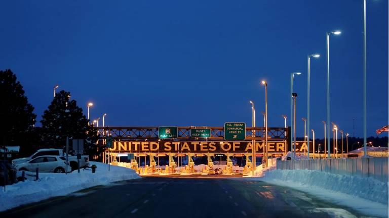 "Cierre temporal" de la frontera de EEUU con Canadá por coronavirus