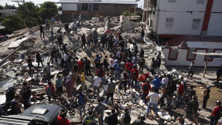 Colombia declara desastre nacional por terremoto y la cifra de muertos se eleva a 80