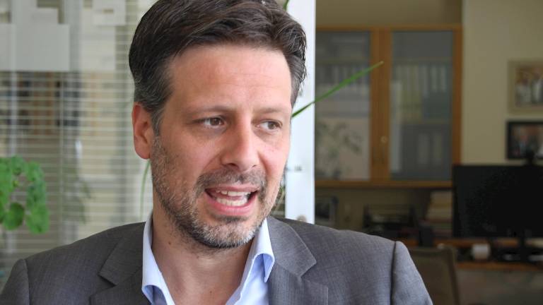 Excanciller Guillaume Long reconoce crisis en Venezuela y abuso de derechos humanos, igualmente culpa a Estados Unidos