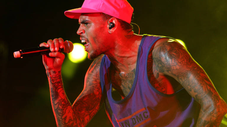 Australia podría prohibir la entrada al rapero Chris Brown