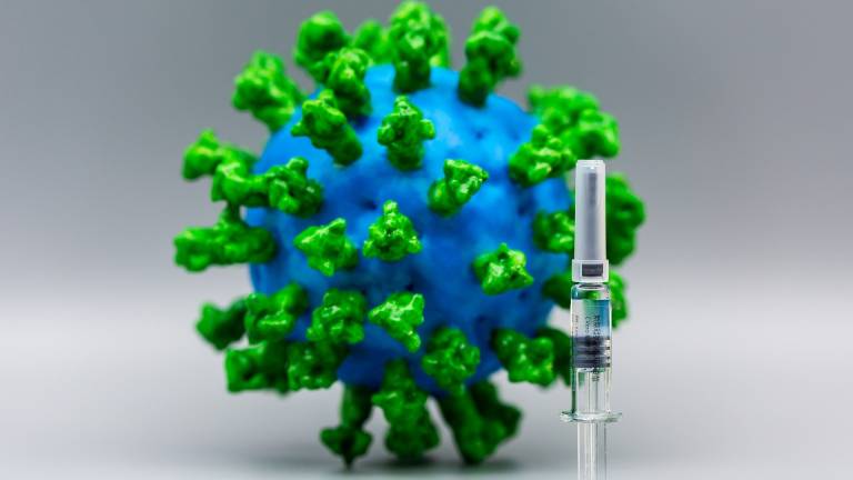 Farmacéuticas se alían para garantizar la seguridad de la vacuna de COVID-19