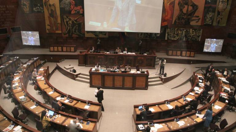 ¿Más feriados que leyes en la Asamblea? Un nuevo trámite de asueto fue propuesto por legisladores del ADN y RC